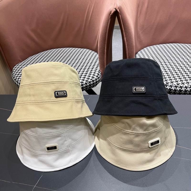 Miumiu hat 061001